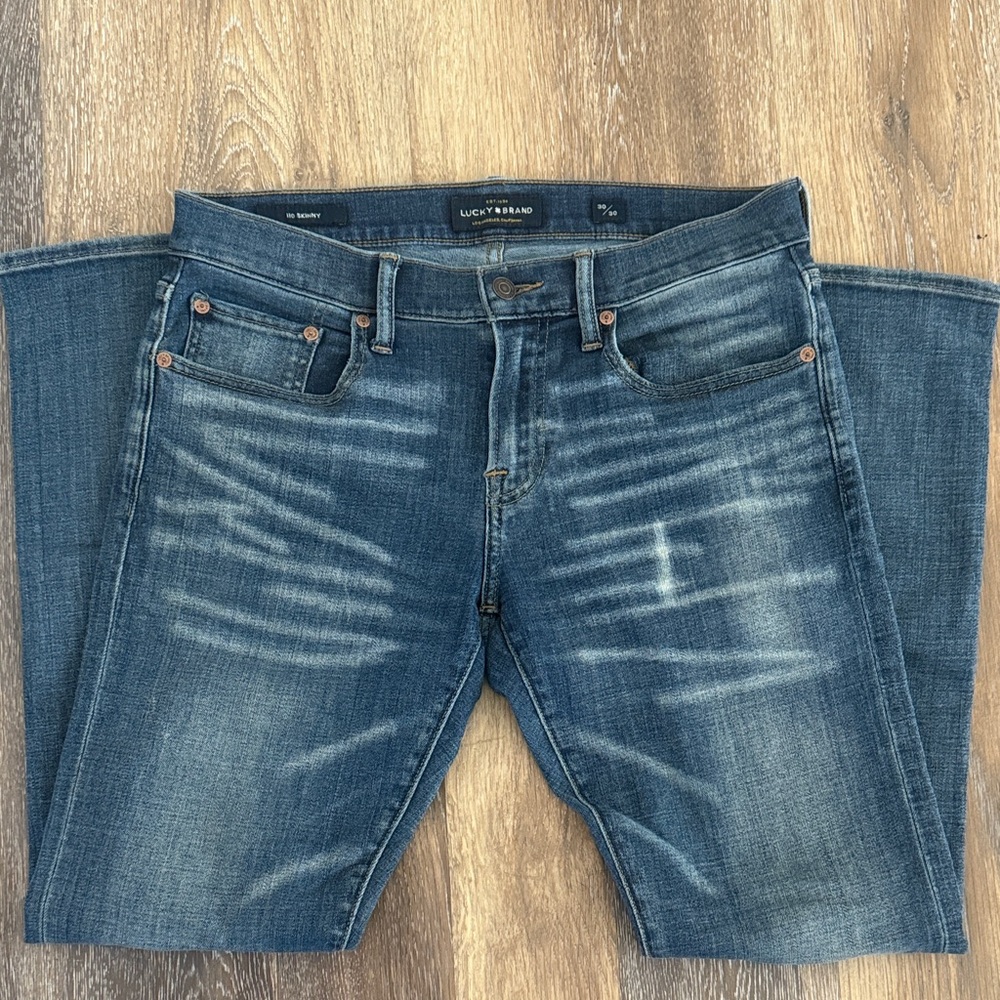 Lucky Brand Men’s 110 Skinny Jeans
